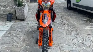 KTM 250 EXC-F Six Days (2025)  (3)