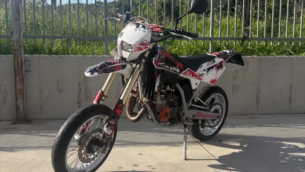Husqvarna SM 125 (2007) 