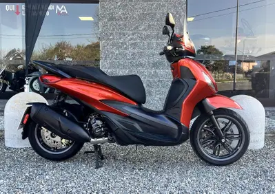 Piaggio Beverly 300 Hpe (2021) - Annuncio 10056873