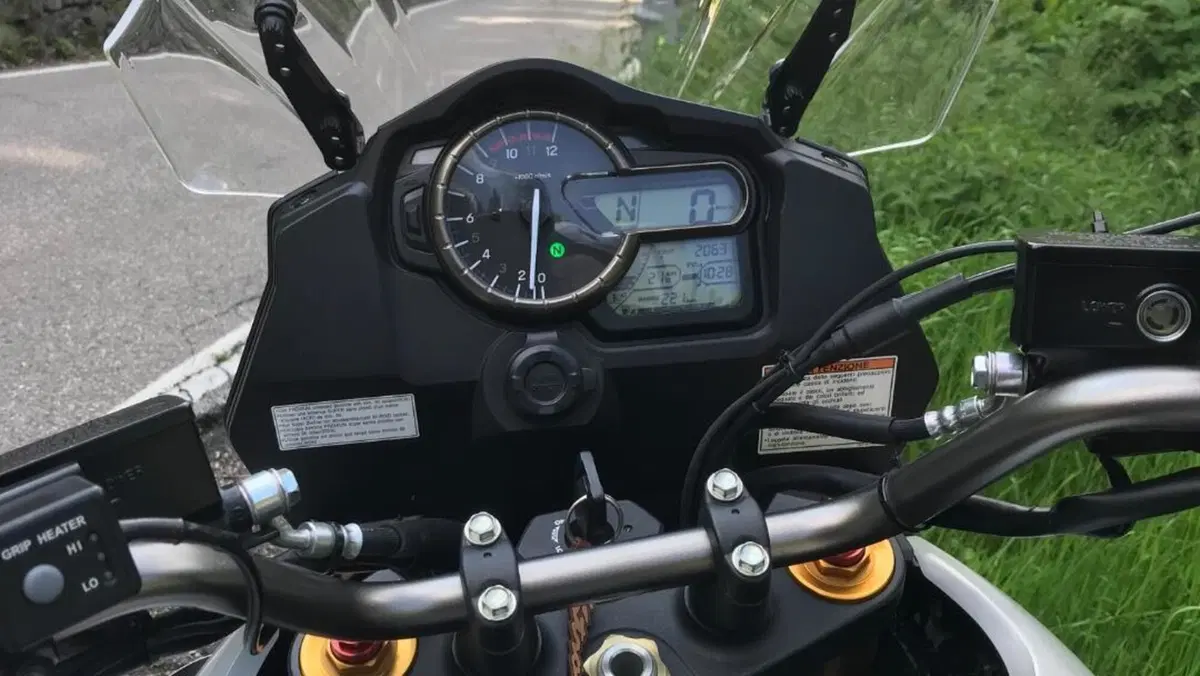 Suzuki V-Strom 1000 ABS No compromise LE (2015 - 17)  (5)