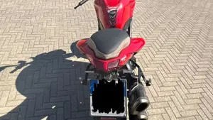 Ducati Streetfighter (2009 - 12)  (6)