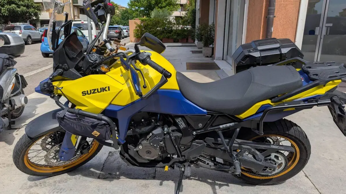 Suzuki V-Strom 800DE (2023 - 24)  (2)