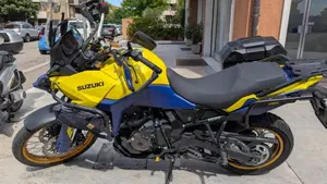 Suzuki V-Strom 800DE (2023 - 24)  (2)