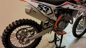 KTM 250 SX-F (2019)  (4)