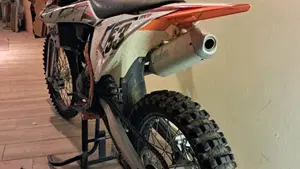 KTM 250 SX-F (2019)  (5)