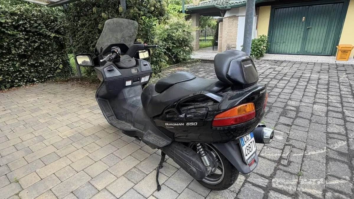 Suzuki Burgman AN 650 Executive (2004 - 06)  (4)
