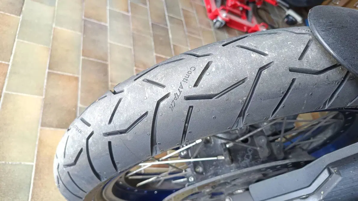 Suzuki V-Strom 1050XT Pro (2020 - 23)  (4)