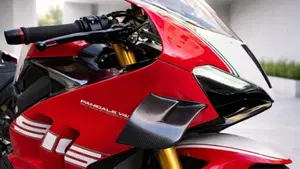 Ducati Panigale V4 SP2 30° Anniversario 916 (2024)  (6)