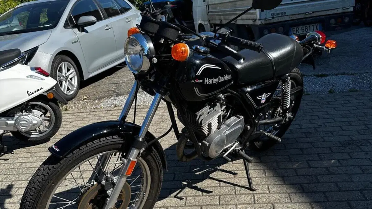 Aermacchi Harley-Davidson   (4)
