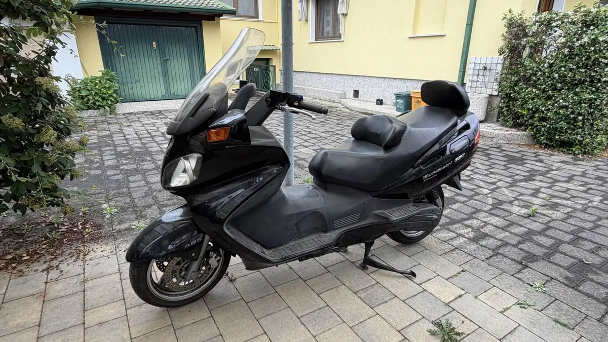 Suzuki Burgman AN 650 Executive (2004 - 06)  (3)