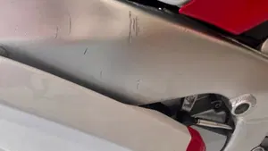 Yamaha YZF R1 (1998 - 99)  (20)
