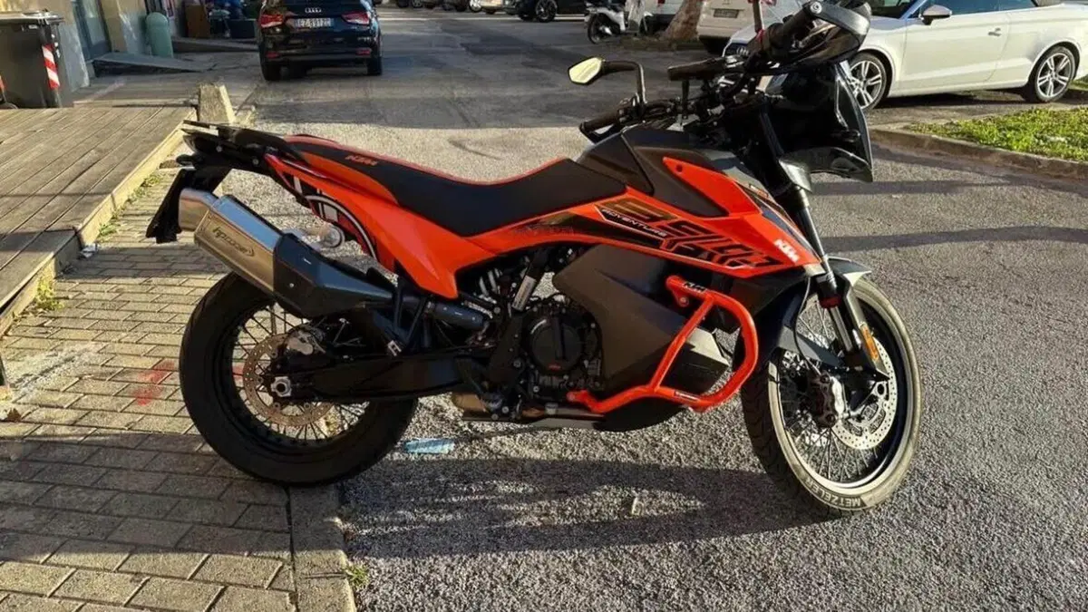 KTM 890 Adventure (2021) 