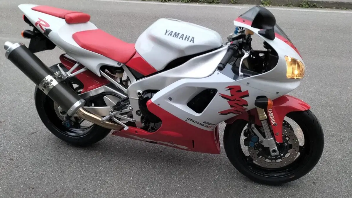 Yamaha   (3)