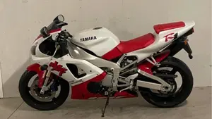 Yamaha   (8)