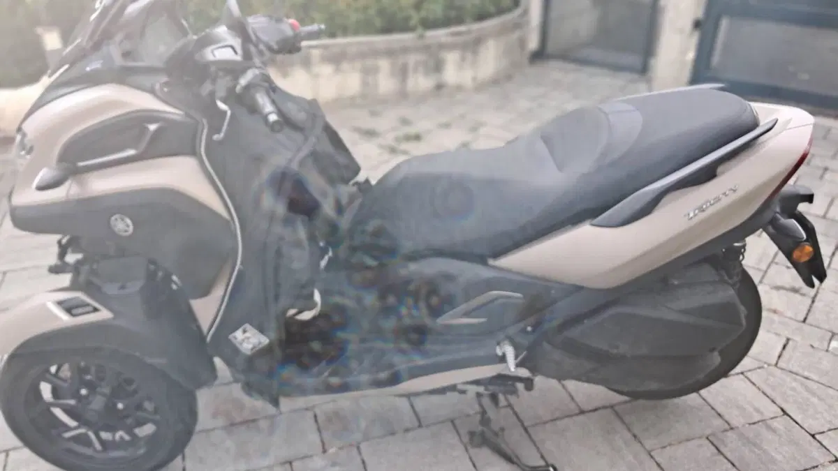 Yamaha Tricity 300 (2021 - 24)  (6)