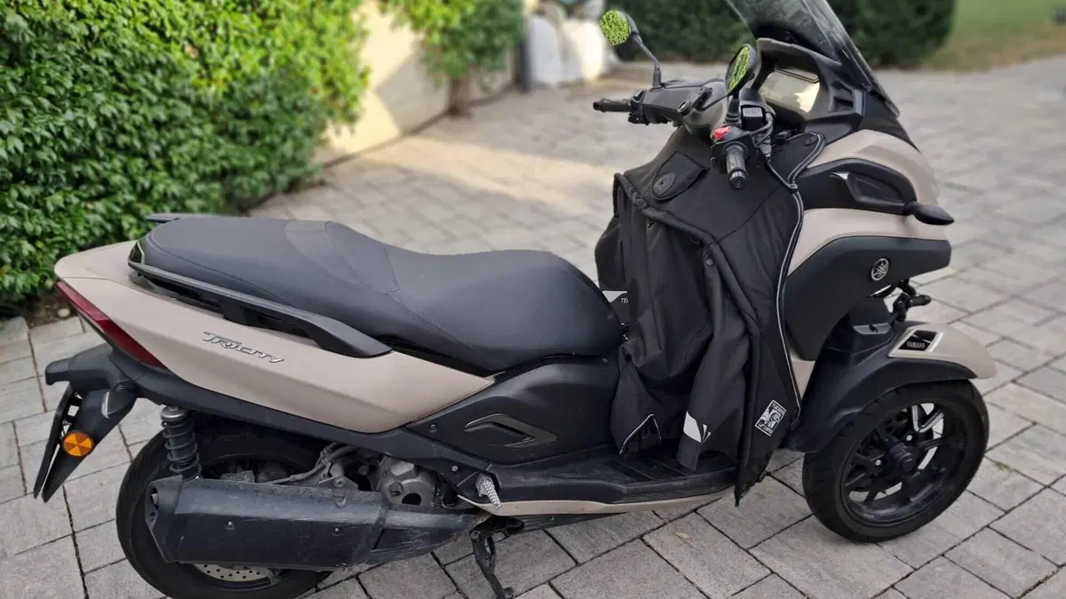 Yamaha Tricity 300 (2021 - 24)  (7)
