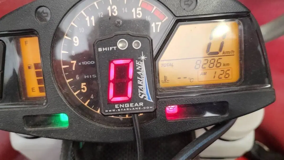 Honda CBR 600 RR (2007 - 08)  (10)