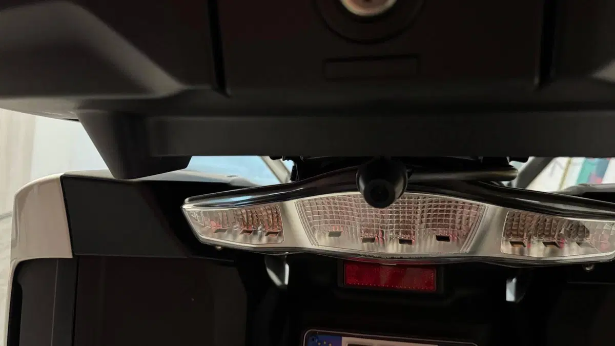 Bmw R 1250 RT (2021 - 25)  (6)