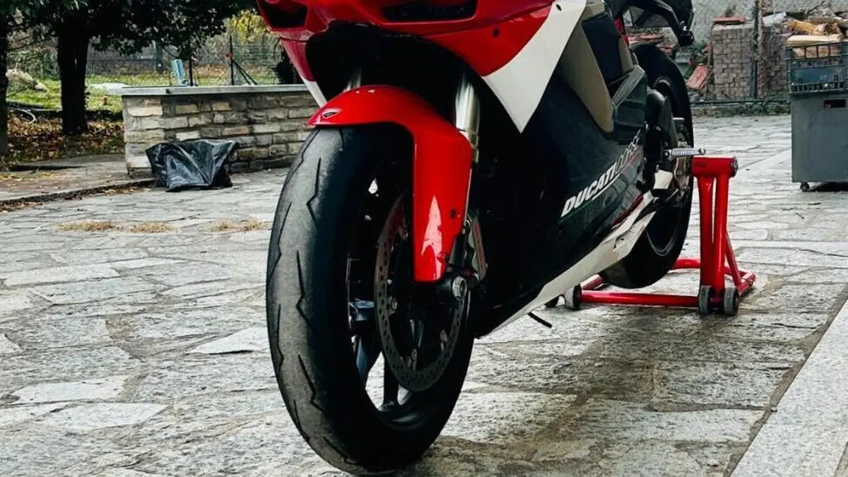 Ducati 848 EVO Corse Special Edition (2011 - 13)  (3)