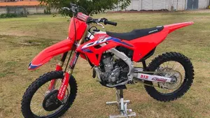 Honda CRF 250R (2024) 