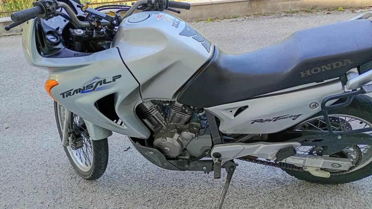 Honda Transalp XL 650V (2000 - 04)  (3)