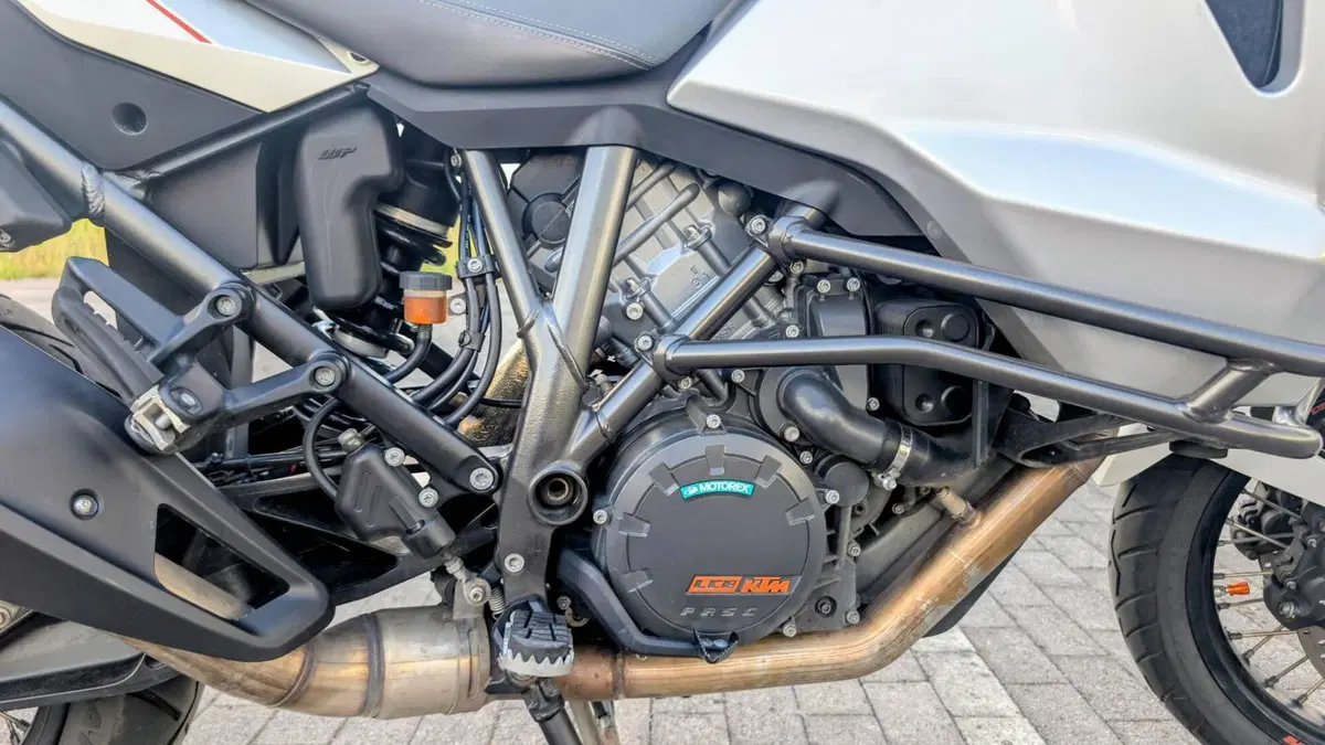 KTM 1290 Super Adventure (2015 - 16)  (7)