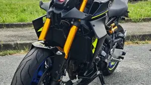 Yamaha MT-09 SP (2021 - 23)  (2)