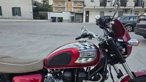 Triumph Bonneville 800 America (2001 - 07) 
