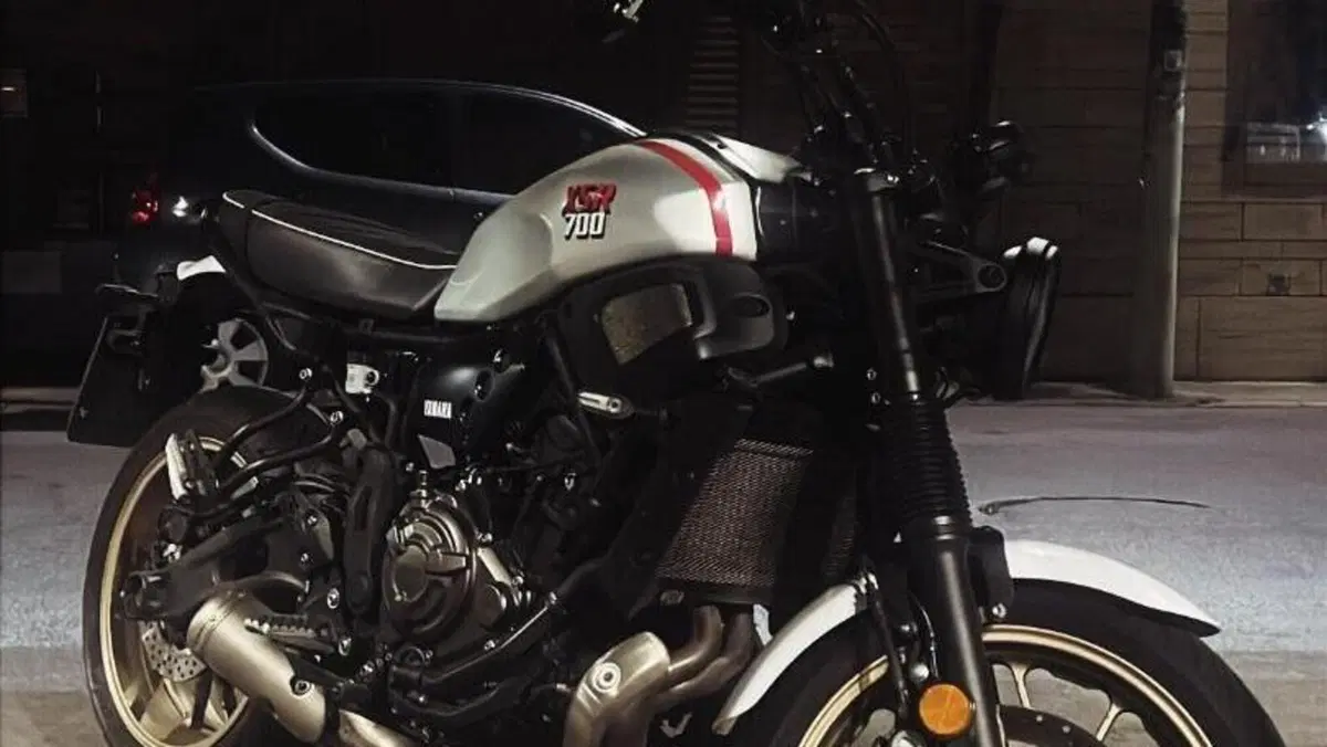 Yamaha XSR 700 XTribute (2022 - 24)  (4)