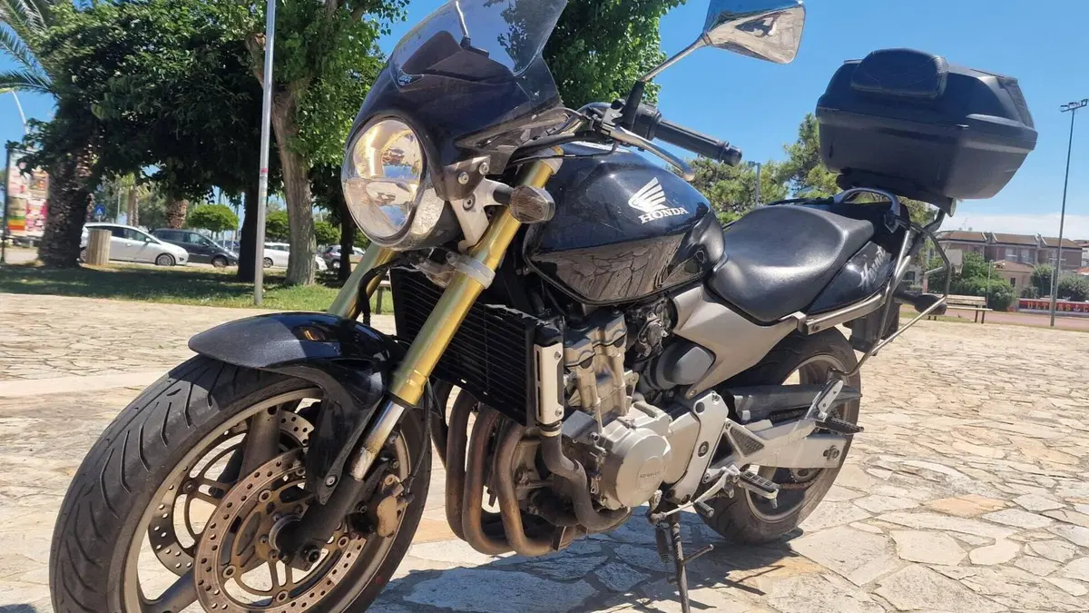 Honda CBR 600 F (2001 - 06)  (2)