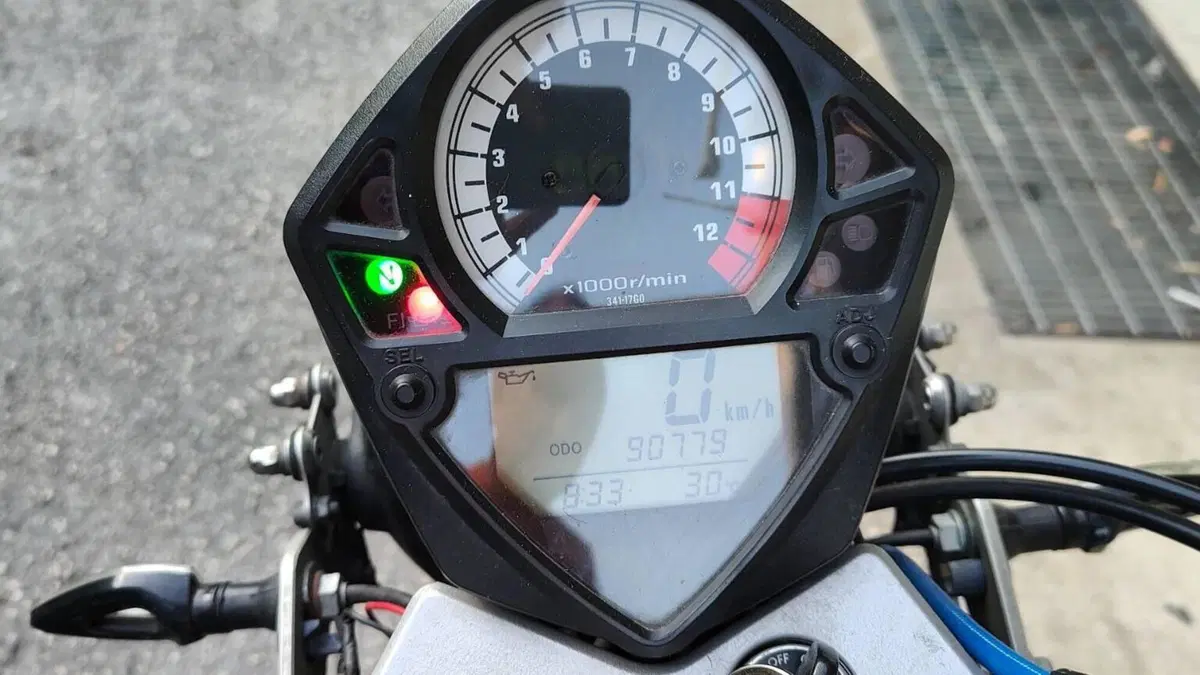 Suzuki SV 650 (2003 - 06)  (6)