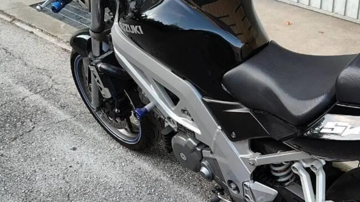 Suzuki SV 650 (2003 - 06)  (7)