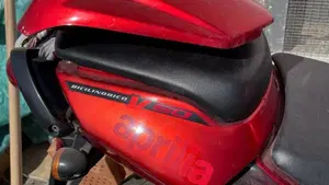 Aprilia SL 1000 Falco (2000 - 04)  (6)