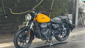 Royal Enfield Meteor 350 (2021 - 26) 
