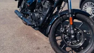 Royal Enfield Meteor 350 (2021 - 26)  (8)