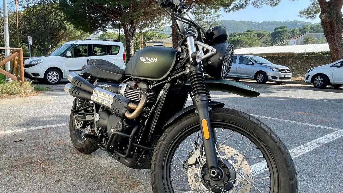 Triumph Street Scrambler 900 (2021 - 22) 