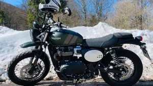 Triumph Street Scrambler 900 (2021 - 22)  (9)