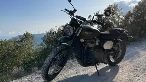 Triumph Street Scrambler 900 (2021 - 22)  (10)