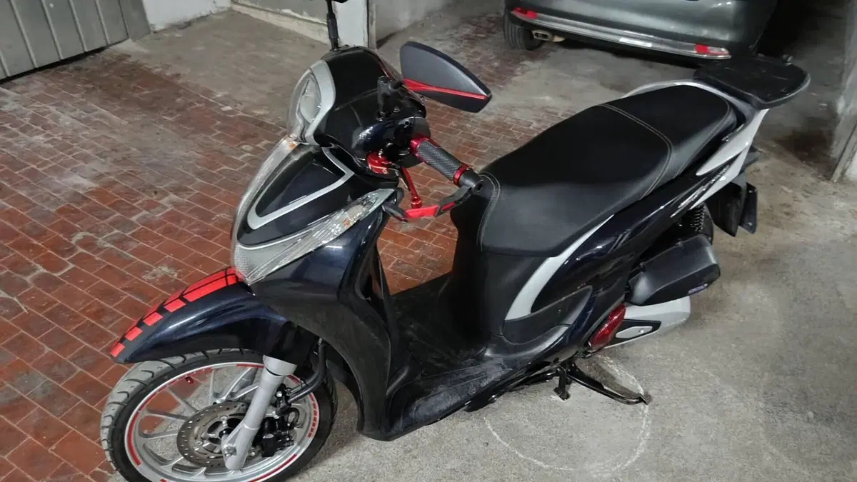 Honda SH 125 Mode (2021 - 23)  (8)