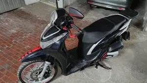 Honda SH 125 Mode (2021 - 23)  (8)