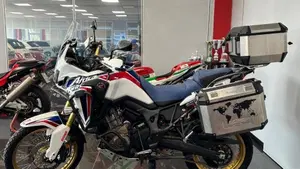 Honda Africa Twin CRF 1000L DCT ABS (2016 - 17)  (3)
