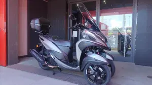 Yamaha Tricity 155 (2022 - 25)  (3)