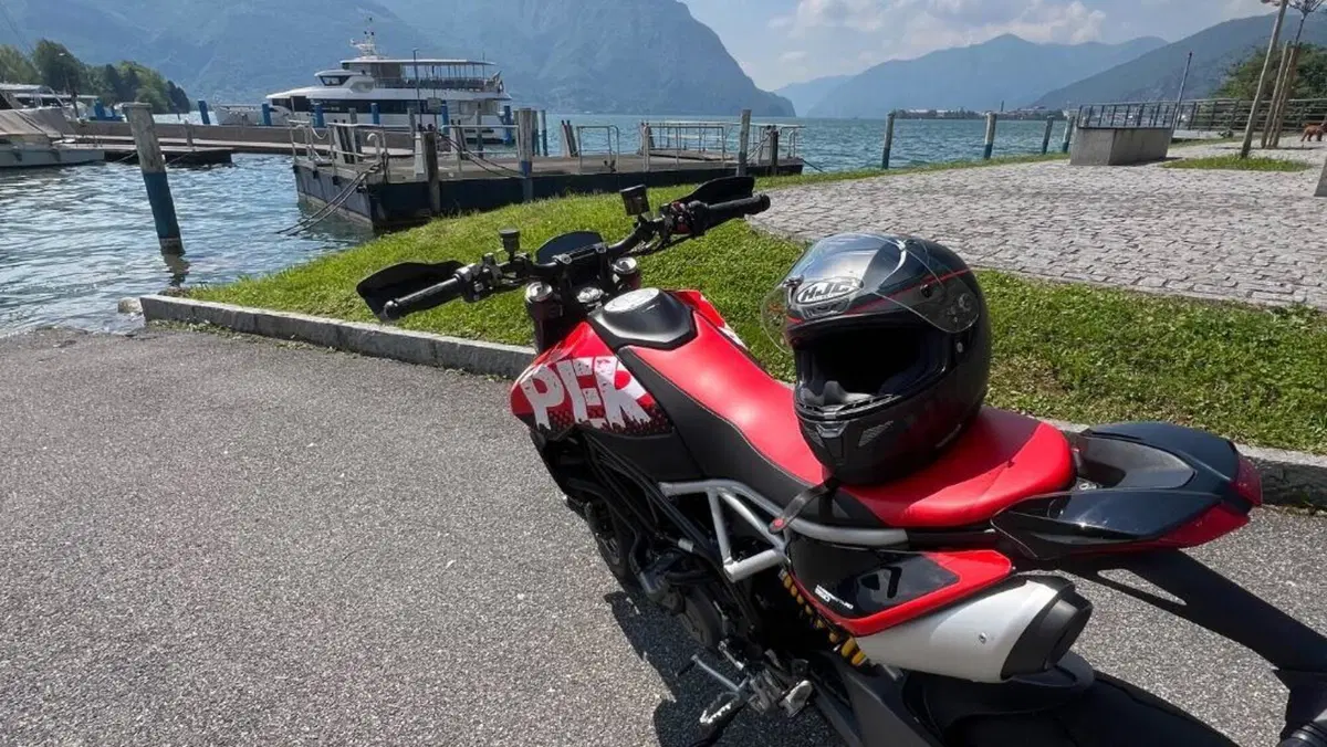Ducati Hypermotard 950 RVE (2022 - 25)  (2)