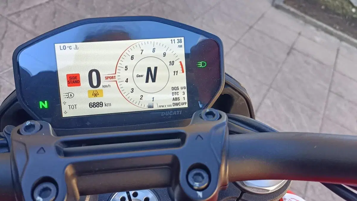 Ducati Hypermotard 950 RVE (2022 - 25)  (5)