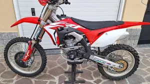Honda CRF 250R (2018) 