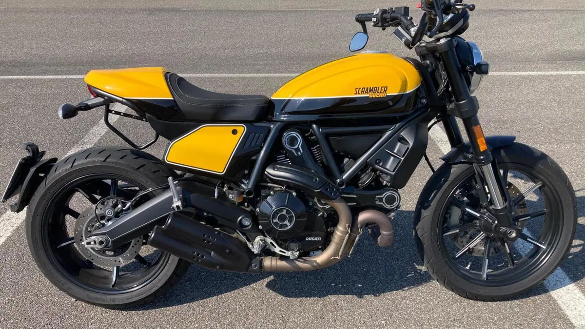 Ducati Scrambler 800 Full Throttle (2017 - 21)  (2)
