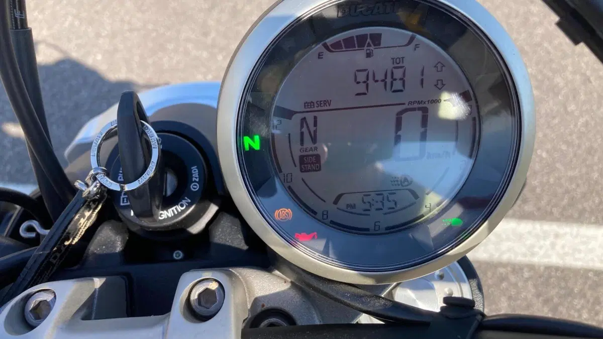 Ducati Scrambler 800 Full Throttle (2017 - 21)  (4)