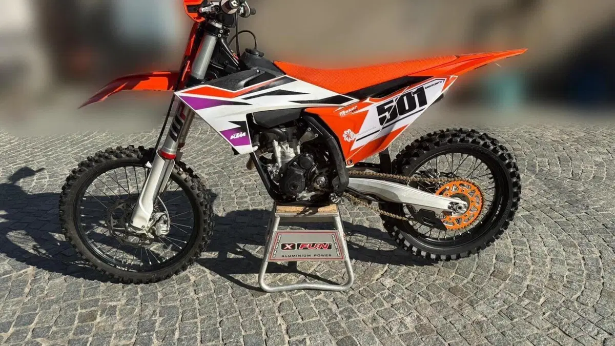 KTM 250 SX-F (2024) 