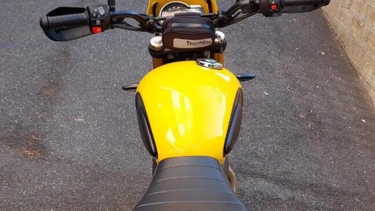 Triumph Scrambler 400 XC (2025 - 26)  (2)