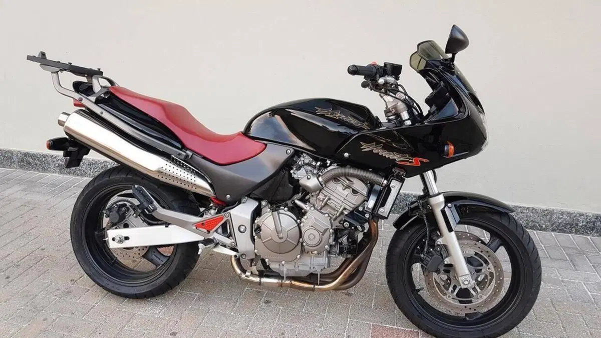Honda Hornet 600 S (1999 - 01)  (3)